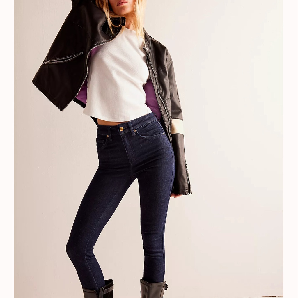 Free People Size 27 Dark Blue Jeans Brand New 46
